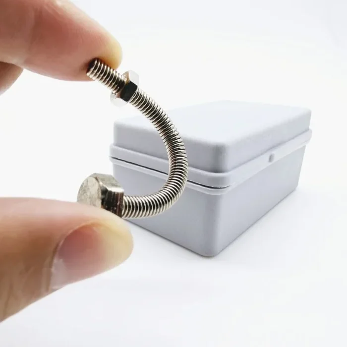 Magic Tricks Strong Man Bending Screw Close Up Street Magic Props Mentalism Professional for Magician Stage Magie Magia Funny - Image 3